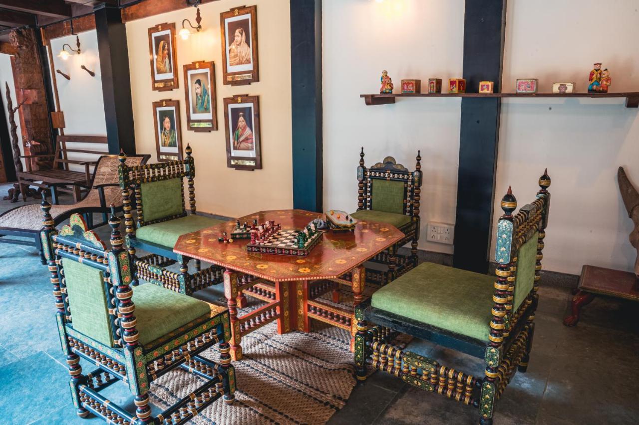 Sawantwadi Palace Boutique Art Hotel ภายนอก รูปภาพ