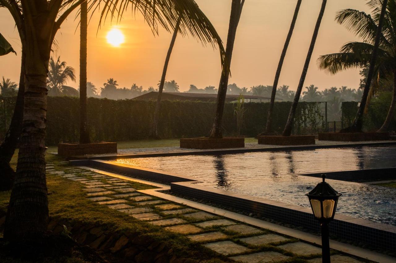 Sawantwadi Palace Boutique Art Hotel ภายนอก รูปภาพ