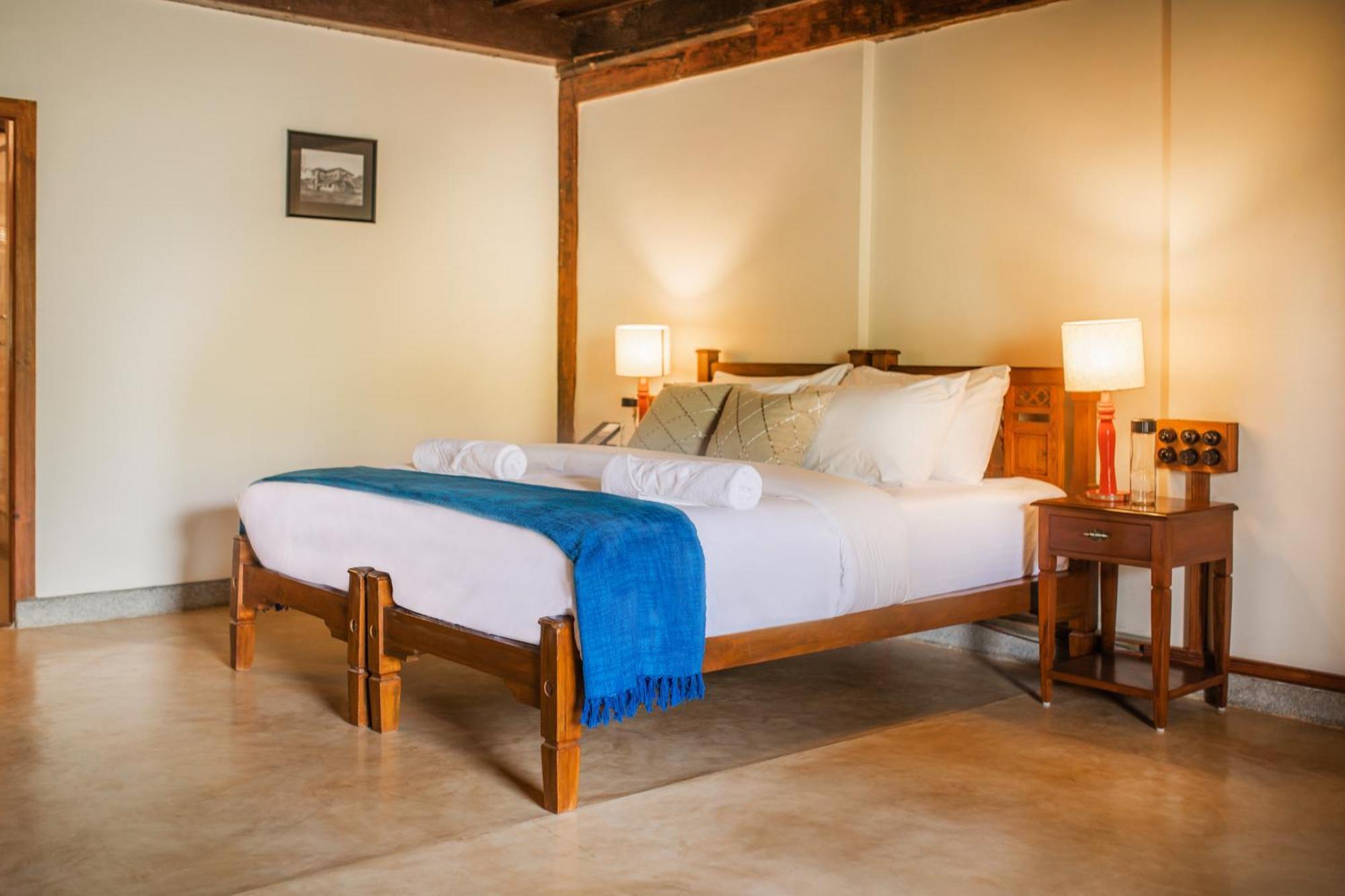Sawantwadi Palace Boutique Art Hotel ภายนอก รูปภาพ
